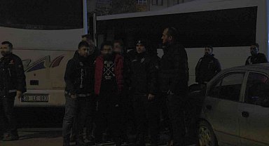 'Kökünü Kurutma Operasyonu'nda yakalanan zehir tacirleri adliyeye sevk edildi