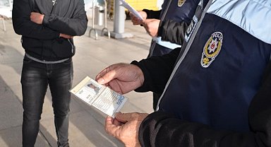 81 ildeki huzur operasyonunda 883 düzensiz göçmen yakalandı