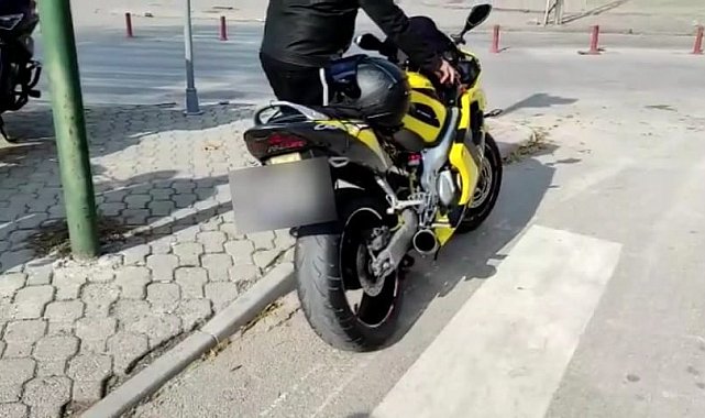 Abart egzozlu 15 araca 27 bin 345 lira para cezası