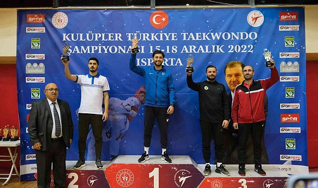 ABB sporcuları Türkiye Taekwondo Şampiyonasında 5 madalya kazandı