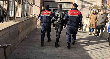 Aranması olan şahıs jandarma ekiplerince yakalandı