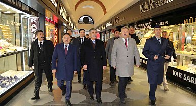 Azerbaycan Savunma Bakanı ve Vali Çiçek'ten Esnaf Ziyareti