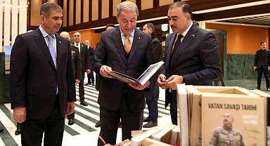 Bakan Akar: "Azerbaycan Ordusuna bundan sonra kimsenin yan bakmasına imkan ve fırsat vermeyeceğiz"