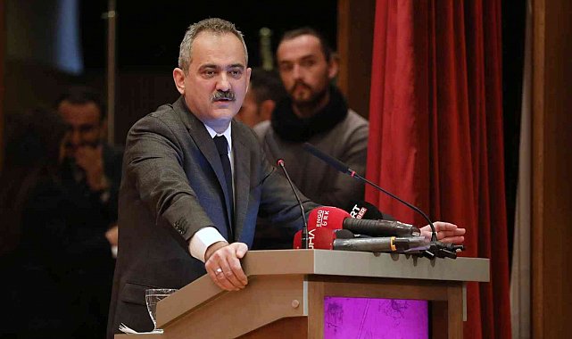 Bakan Özer: "Gelinen noktada 110 milyon kitabı olan kütüphaneye sahip olduk"