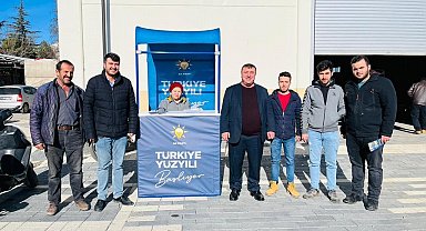 Başkan Alp 'Türkiye Yüzyılı Başlıyor' standının açılışını gerçekleştirdi