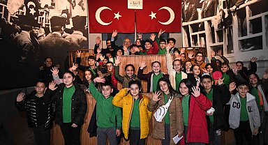 Başkan Büyükkılıç; Minik Öğrencilere Milli Mücadele Müzesi'ni Anlattı