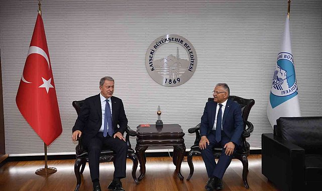 Başkan Büyükkılıç'a 2022'de devlet büyüklerinden takdir ve teşekkür