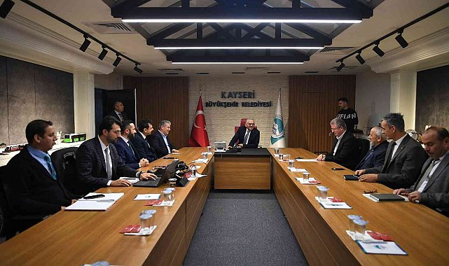 Başkan Büyükkılıç'a 'ulaşım ağları ve aktarma sistemleri' sunumu