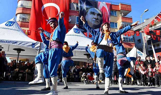 Başkentliler Atatürk'ün Ankara'ya gelişinin 103. yılını coşkuyla kutladı