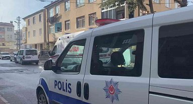 Bunalımda olan şahıs banyoda kendini astı