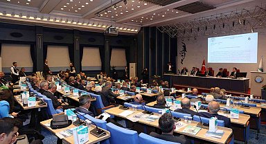 Büyükşehir Meclisi 1 Yılda 771 Gündem Maddesi Görüştü
