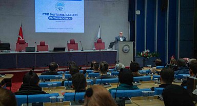 Büyükşehir Personeline 'Etik Davranış İlkeleri' Eğitimi