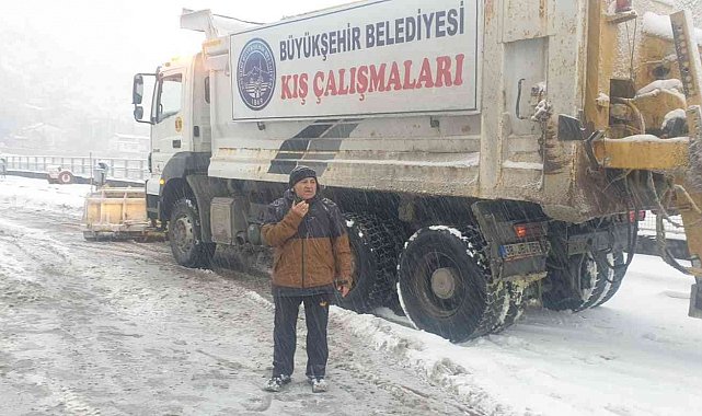 Büyükşehir'in 156 araç ve 328 personeli, karla mücadele için hazır