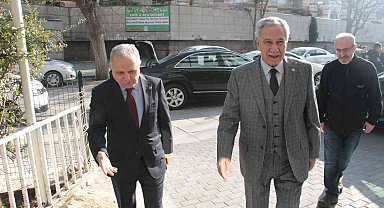 Çiçek ve Arınç'tan İhlas Medya Ankara Grubu Temsilcisi Kahraman'a ziyaret