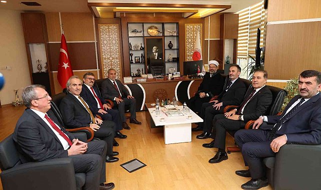 Diyanet İşleri Başkanı Erbaş: "Her millet ancak kendi medeniyet değerleriyle yükselebilir"