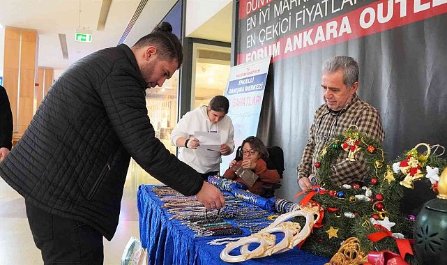Engelli ve yaşlıların el emeği ürünleri sergide değer buluyor
