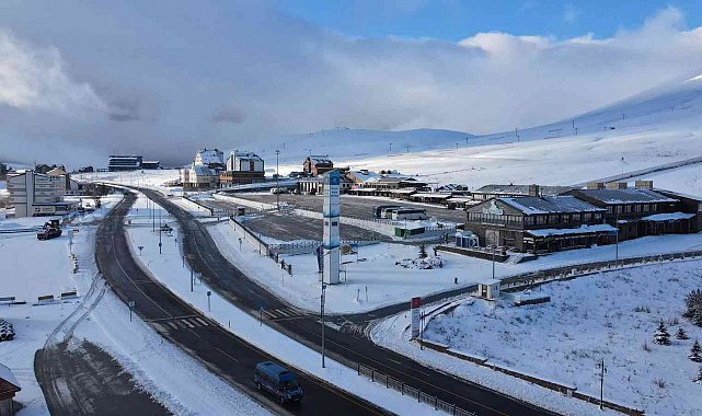 Erciyes beyaza büründü, muhteşem görüntüler ortaya çıktı