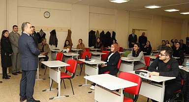ERÜ Rektörü Altun, ERSEM'i ziyaret etti