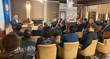 Eskişehir Türk Ocağı'nda Osmanlı'dan Cumhuriyet'e 'Devlet ve Toplum' konferansı