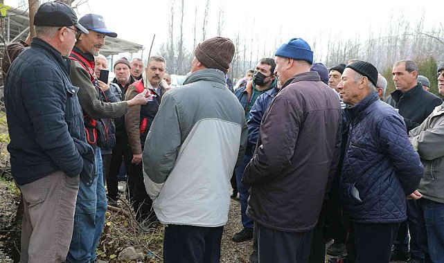Eskişehir'de 50 çiftçiye meyve ağaçları budama eğitimi
