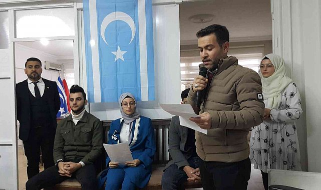 Eskişehir'de yaşayan Irak Türkleri'nin şiir ve türkü dinletisi