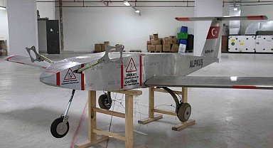 Evinin terasında yaptığı insansız hava aracı, Yunanistan tarafından ilk insansız hava aracı olarak tanıtıldı