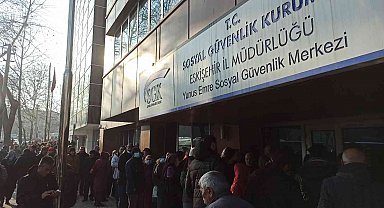 EYT kararını yeni yıl hediyesi olarak değerlendirdiler