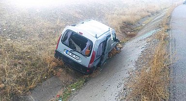 Gemerek'te aynı yerde 15 dakika arayla iki kaza