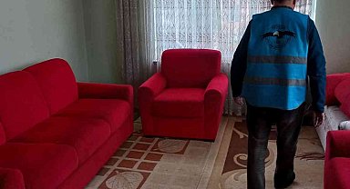 Gönüllü havacılardan ailelere koltuk takımı yardımı
