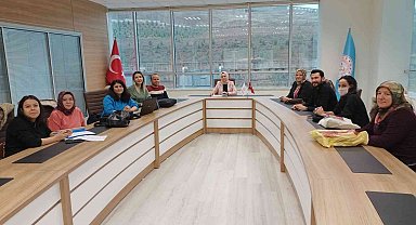 Gönüllü öğretmenler özel gereksinimli öğrenciler için kitapları seslendiriyor