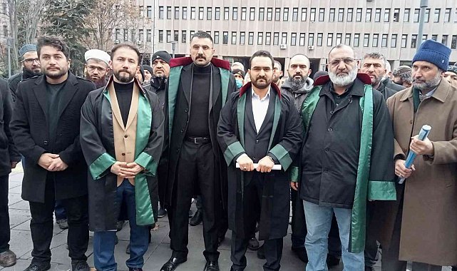 Hazreti Muhammed'e hakaret ettiği iddia edilen Öğretim Görevlisi Kutay'a suç duyurusu