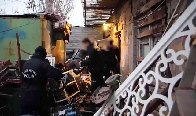 Hırsızlara 110 polis ile eş zamanlı şafak operasyonu: 22 gözaltı