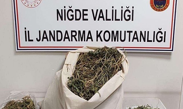 Jandarma operasyonunda 4 kilo 700 gram uyuşturucu ele geçirildi
