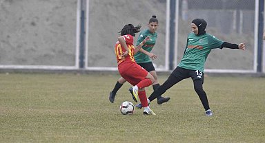 Kadınlar 1. Futbol Ligi: Kayseri Kadın Futbol: 0 - Kocaeli Kadın Futbol: 0