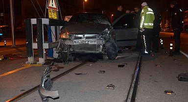 Kayseri'de motosiklet otomobile çarptı: Ağabey öldü, kardeşi ağır yaralandı