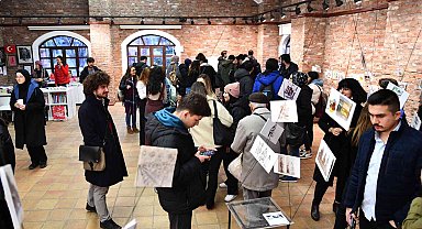Kenti anlatan çizimler sergileniyor