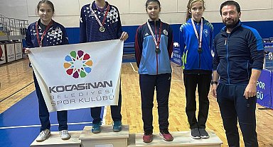 Kocasinan masa tenisi takımları zirvede
