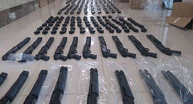 Konya'da kargoyla silah ticaretine operasyon