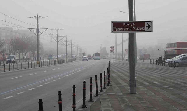 Konya'da sis etkili oldu, uçak seferleri iptal edildi