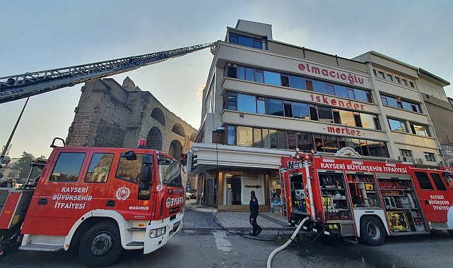 Lokantada yangın çıktı, ekipler seferber oldu