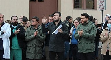 Maaşları ödenmeyen Ufuk Üniversitesi Hastanesi çalışanları eylem yaptı
