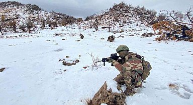 Mehmetçik'ten eksi 25'te vatan nöbeti