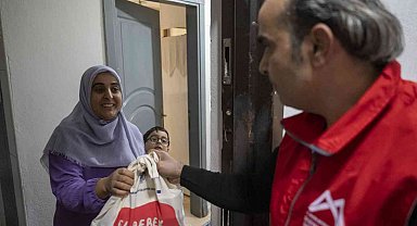 Mersin'de 30 bin aileye 'El Bebek Gül Bebek' paketi ulaştı