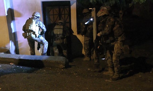 Mersin'de PKKKCK operasyonu: 9 gözaltı
