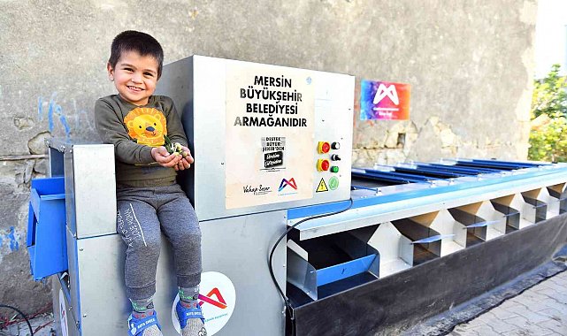 Mersin'de zeytin üreticilerine zeytin boylama makinesi desteği