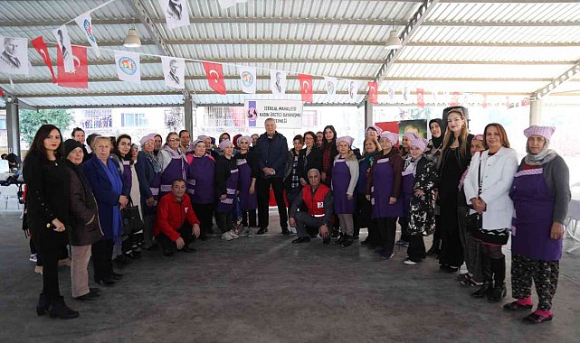 Mezitli İstiklal Mahallesi kadın üretici pazarı açıldı