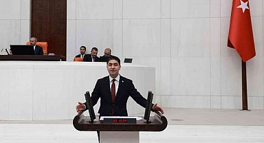 MHP'li Özdemir: "Türkiye dünyanın merkezi hâline gelmiştir"