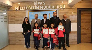 Minikler hayallerini kitaplaştırdı