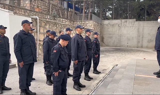 Mücahid bir günlüğüne hayali olan jandarma üniformasını giydi