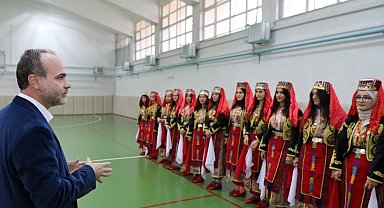 Niğde Yöresi Halk Oyunları Ekibi Kuruldu